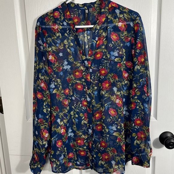 Kut from the Kloth size large sheer blue floral blouse, v-neck, tunic - Picture 1 of 10